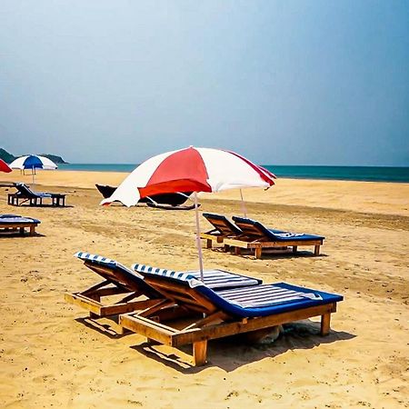 Om Sai Beach Huts 호텔 아곤다 외부 사진