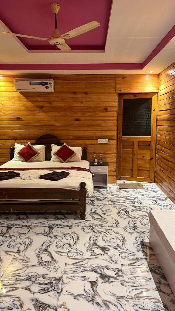 Om Sai Beach Huts 호텔 아곤다 외부 사진