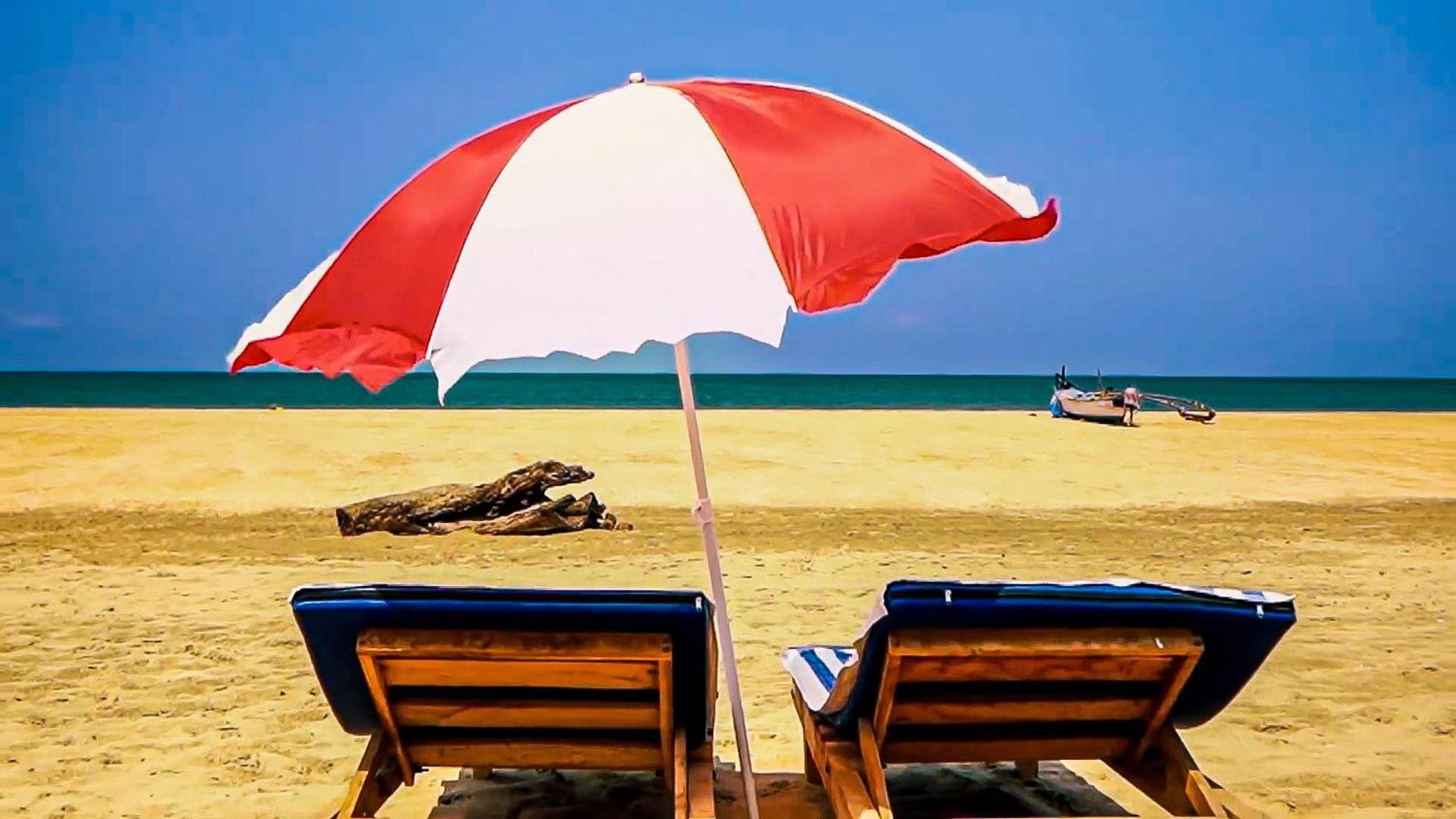 Om Sai Beach Huts 호텔 아곤다 외부 사진