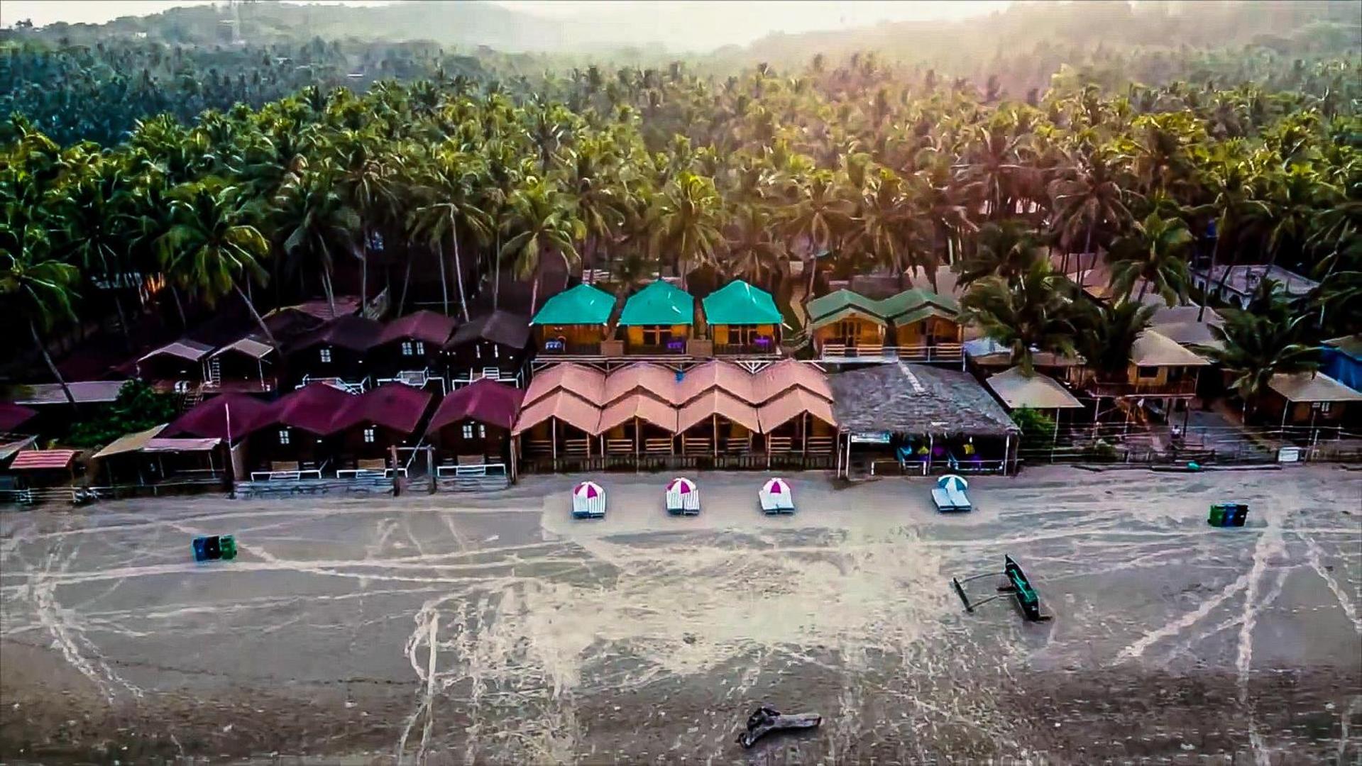 Om Sai Beach Huts 호텔 아곤다 외부 사진
