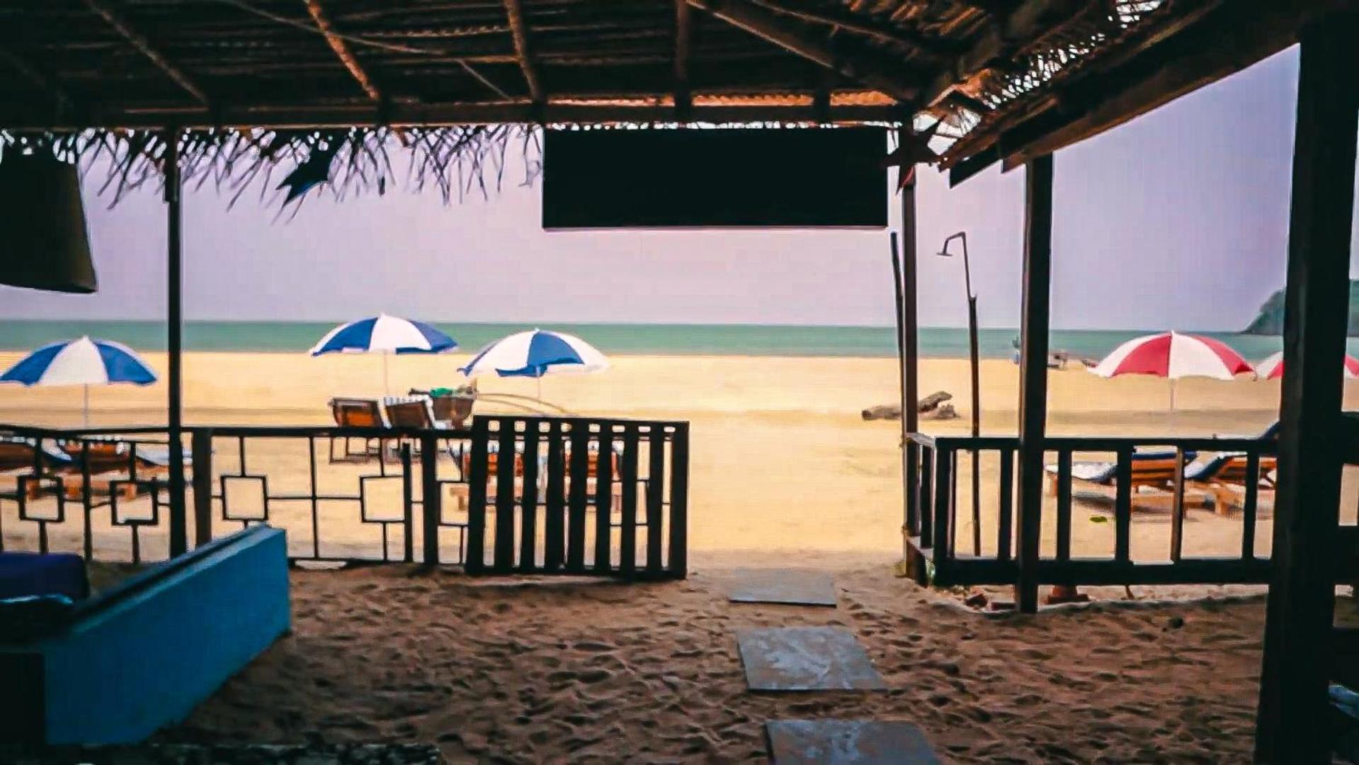Om Sai Beach Huts 호텔 아곤다 외부 사진
